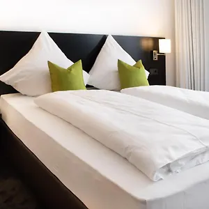 https://au-hotel.com-bavaria.com